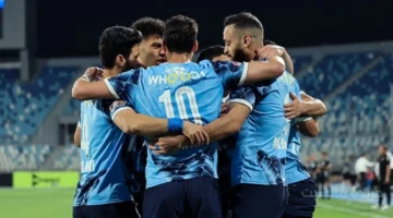 قرار مرتقب.. الكاف يحسم موعد مباراة بيراميدز ونهضة بركان في السوبر الأفريقي 1